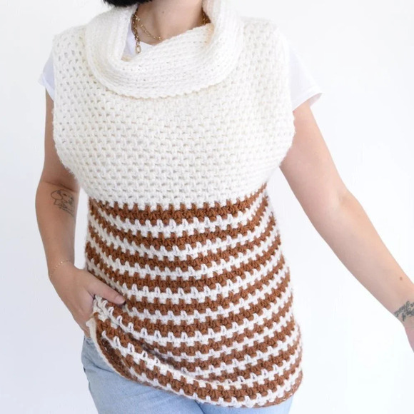 Homemade HANDKNIT Turtleneck Cowl Neck Tunic Vest Cream and Brown Woman's - Picture 2 of 11